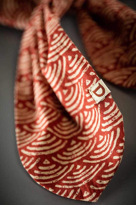 Damsons Landgirl Waves Headscarf Red