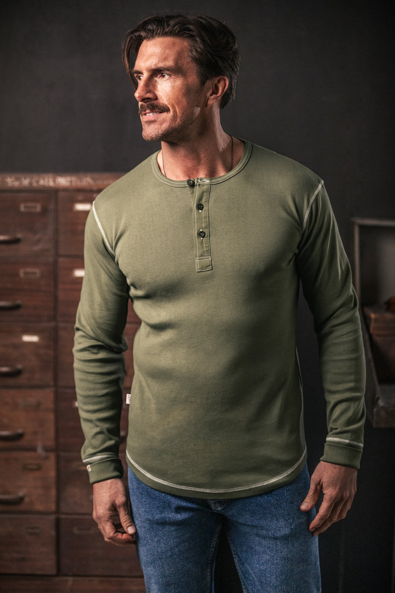 The New Elder Henley Shirt Army Green