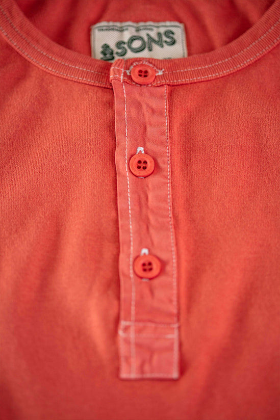 SALVAGE STOCK The New Elder Henley Shirt Red