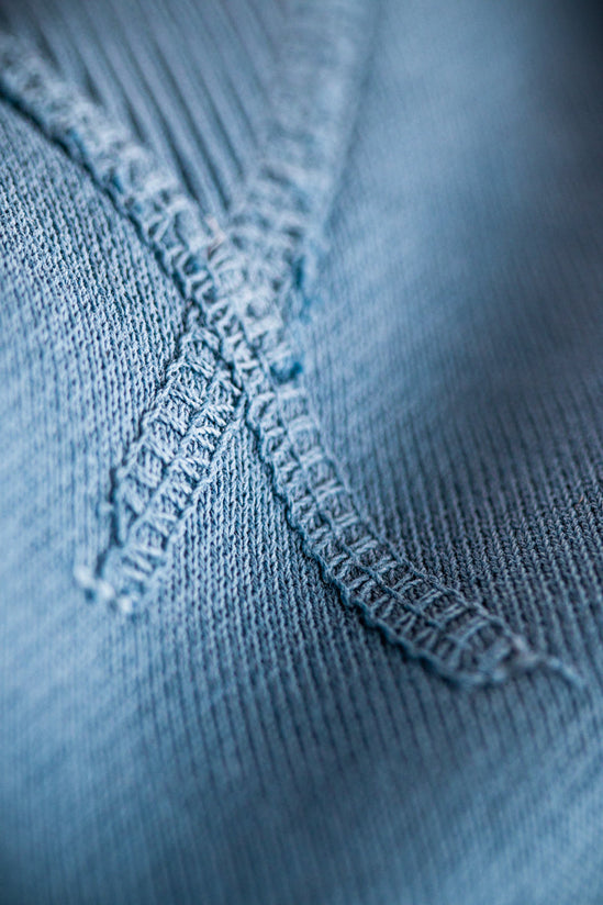 Damsons Cut Crew Sweatshirt Blue Ombrë