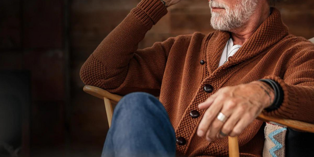 Top Knitwear Styles for Men This Autumn