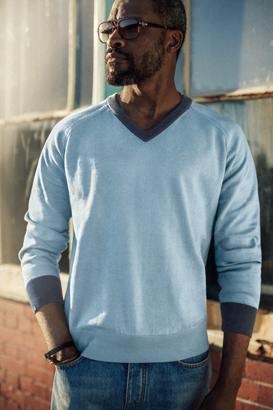 Bay V-Neck Jumper Blue
