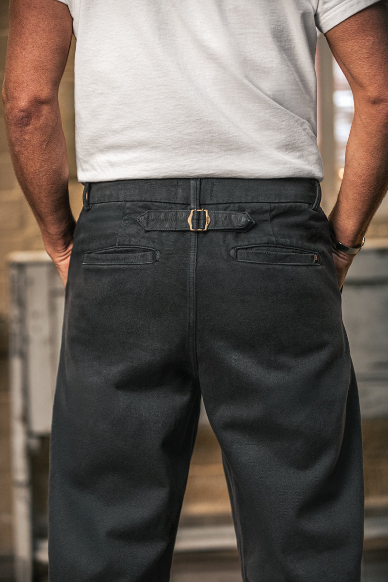 Easy Chino Faded Black | Men's Chino | &SONS