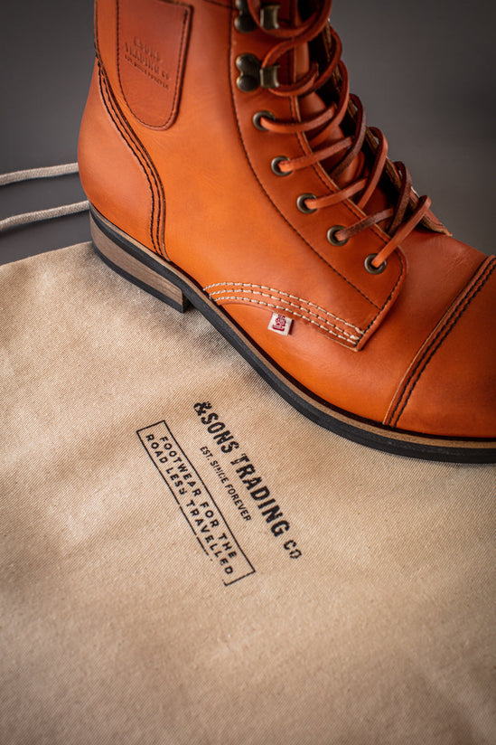 &SONS The Drover Boot Tan