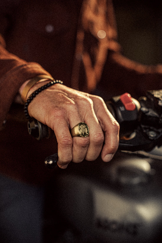 ROGUE by &SONS Signet Ring Brass