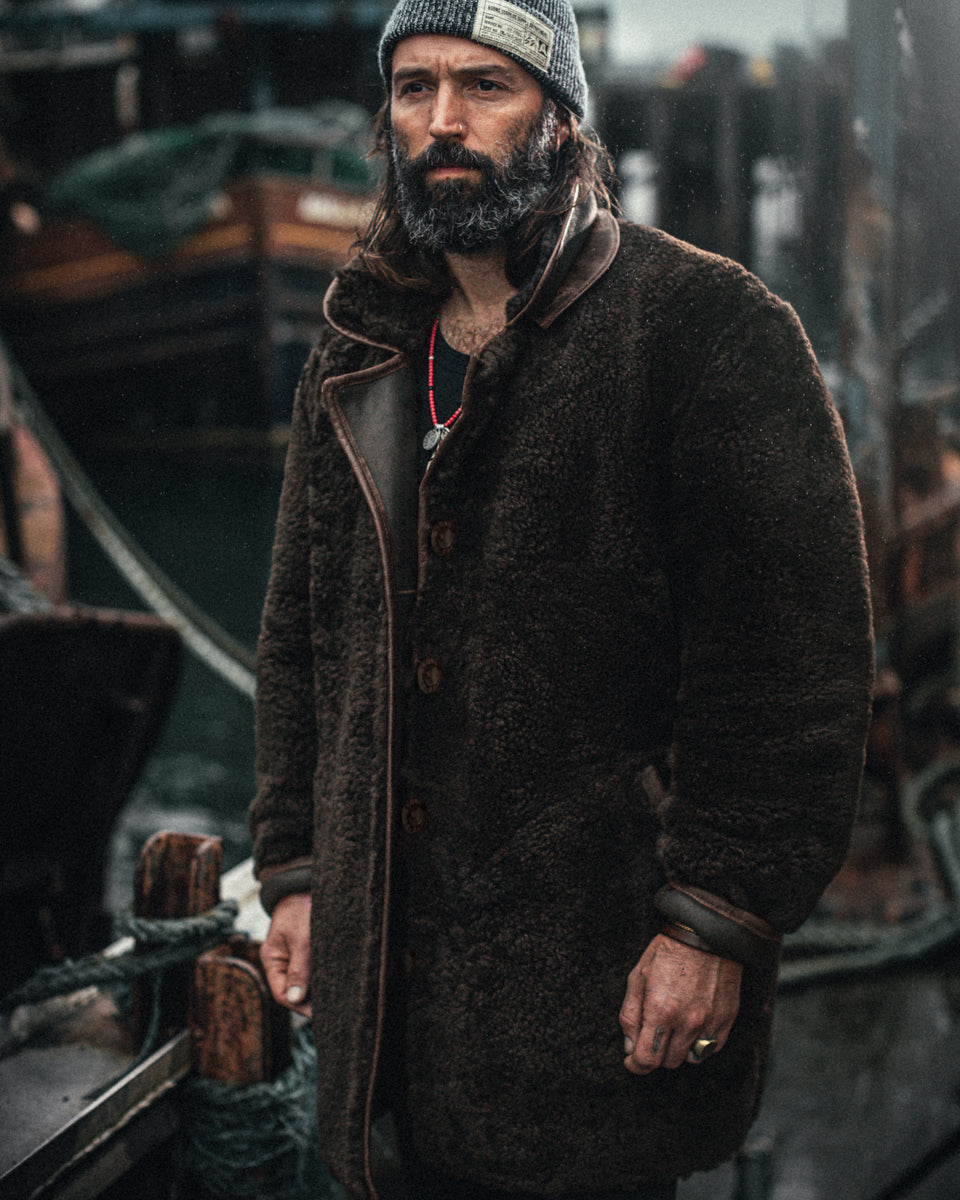 ま*り様 HYKE FAUX SHEARLING DOUBLE-BREASTED ROGUE by &SONS Jeremiah Reversible Shearling Coat Brown | Men's Coats