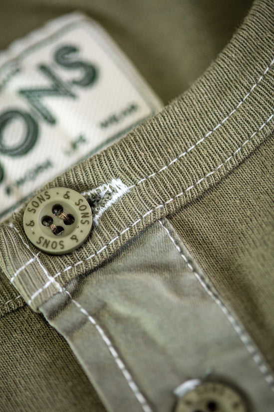 The New Elder Henley Shirt Army Green