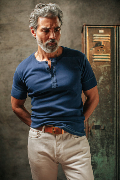 The New Elder Henley Short Sleeve Shirt Indigo – &SONS